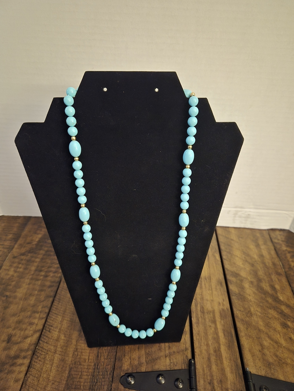 Turquoise Bead Strand Necklace - Blue